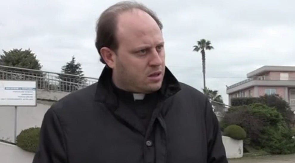 Casapesenna – Don Michele Barone, la 14enne di Maddaloni racconta ai giudici le violenze che ha subito