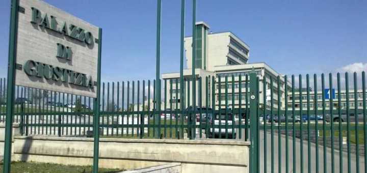 Violenze sessuali su un bimbo: parroco evita il carcere con la prescrizione