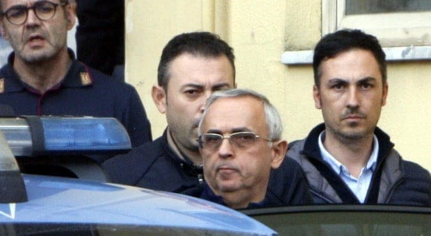 Caserta, «Basta con i bacetti»: l’inferno della bimba di 11 anni vittima del prete-orco