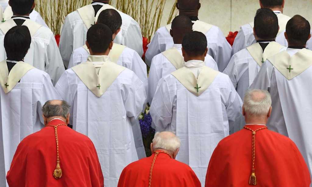 Medioevo Italia, un Paese a misura di pedofili
