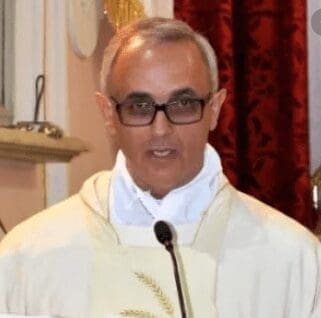 Prete pedofilo a Trentola Ducenta, i dettagli agghiaccianti: “vai in bagno a pulirti la bocca”