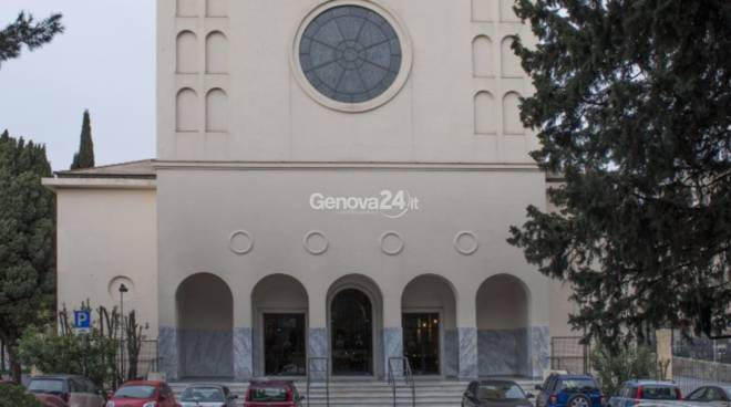 Presunte molestie su minori da parte dell’ex parroco di Albaro, la Procura apre un’inchiesta