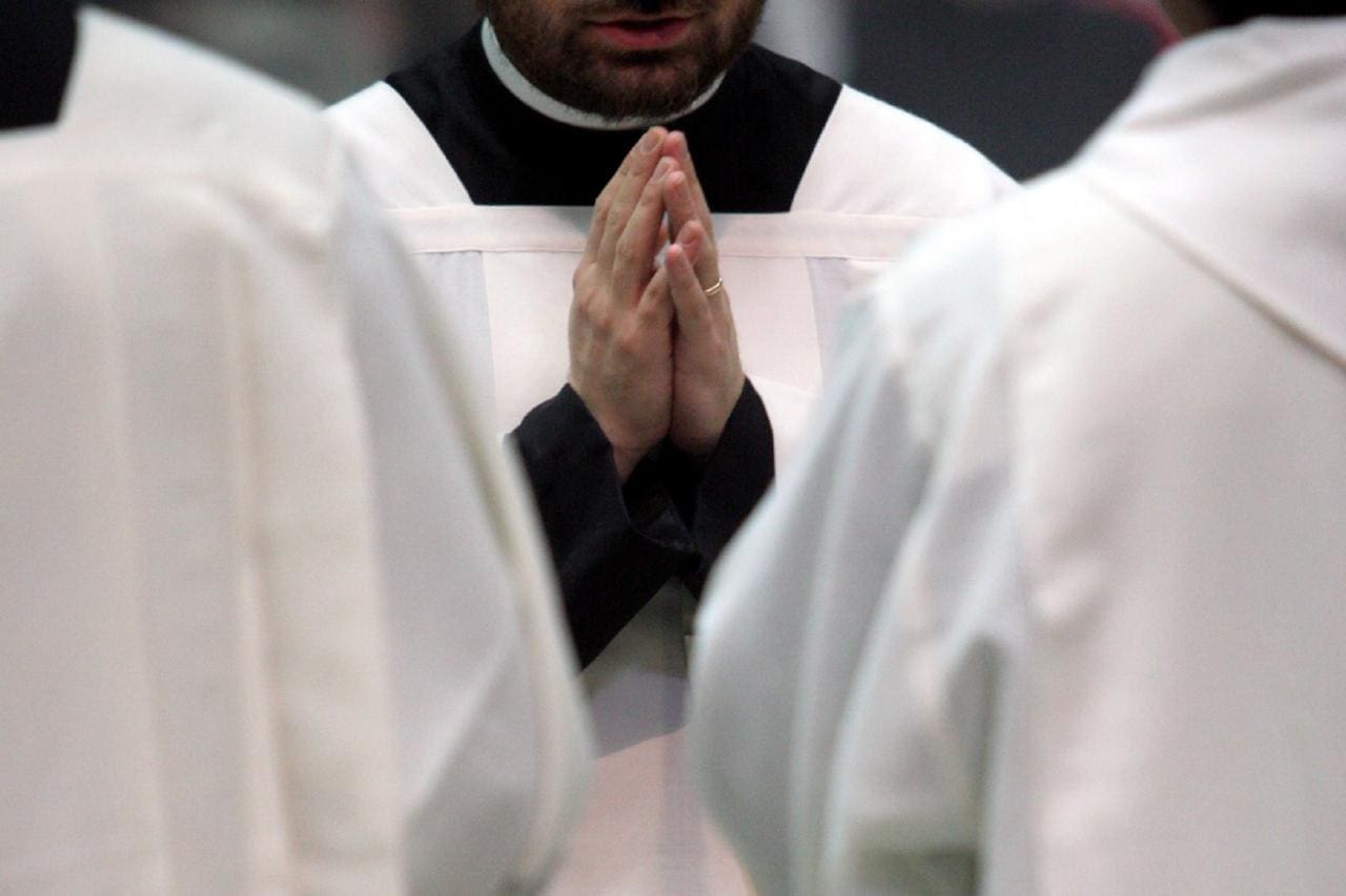 CASAL DI PRINCIPE La famiglia chiede i danni al sacerdote