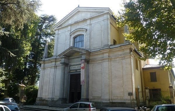 Celebra funerale di un prete condannato per pedofilia: denunciata parrocchia di Legnano