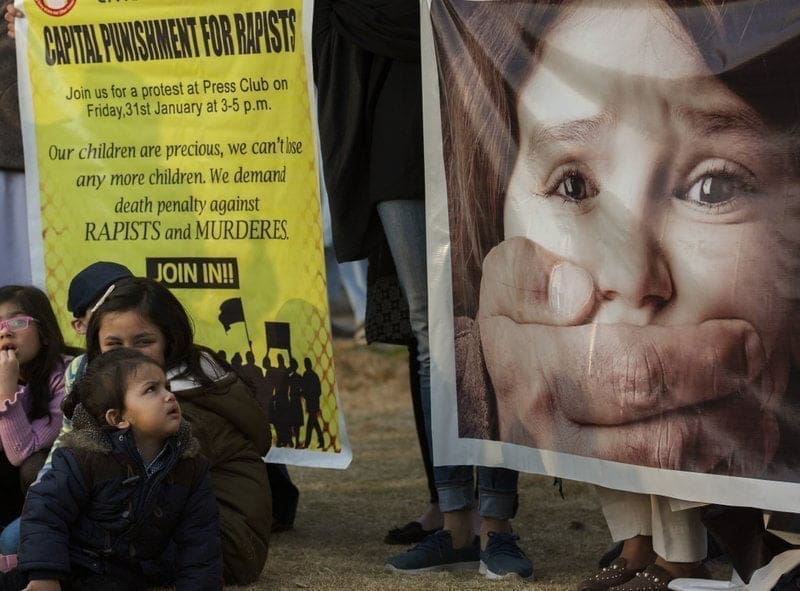 Abuso sessuale da parte del clero Asia Pacifico L’abuso sessuale di minori nelle scuole religiose pakistane è endemico
