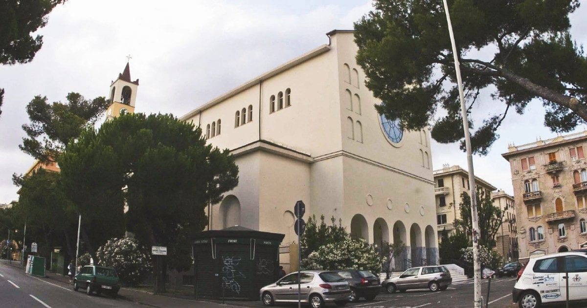Don Franco Castagneto, abusi archiviati. Le vittime: “I pm credono solo a Bagnasco”