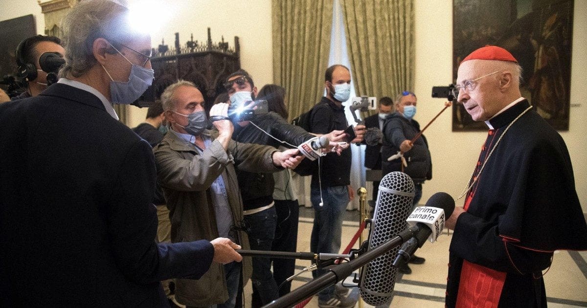 Don Castagneto e gli abusi su minori, Bagnasco ha provato a insabbiare il caso. Ora indaga Torino