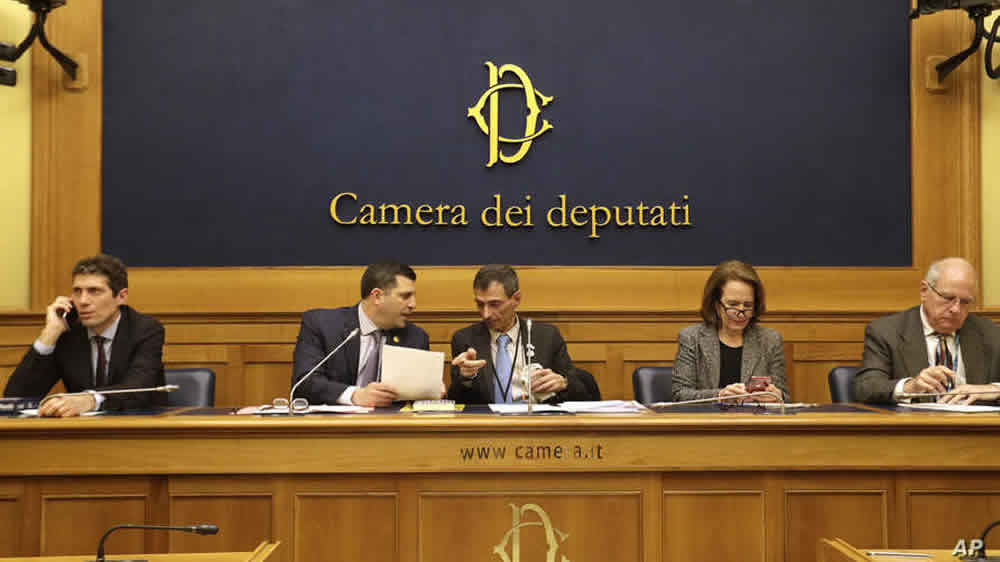 Le vittime di abusi denunciano che la legge italiana aiuta i vescovi a schivare la responsabilità