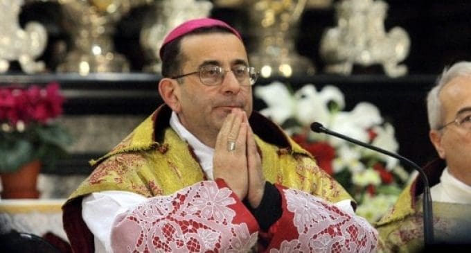 Delpini in visita a Rozzano, andrà a spiegare ai parrocchiani i motivi dell’assoluzione canonica di don Galli?