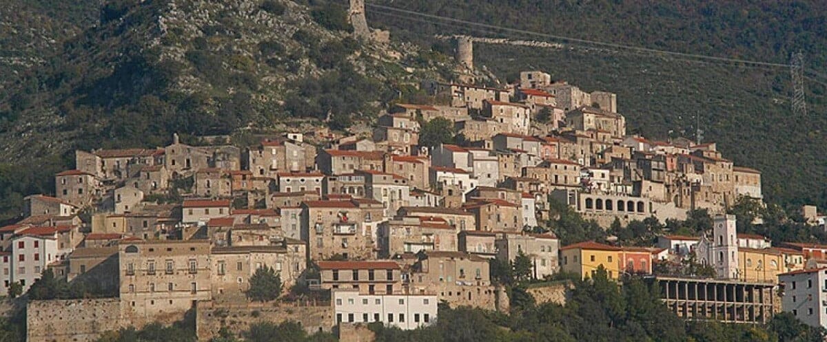 Cronaca: giro di babysquillo per il sacerdote