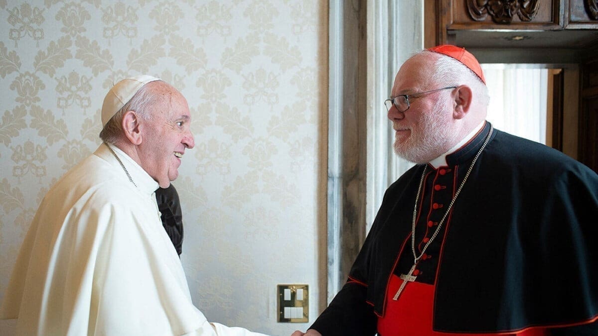 Il Papa respinge le dimissioni del cardinale Marx