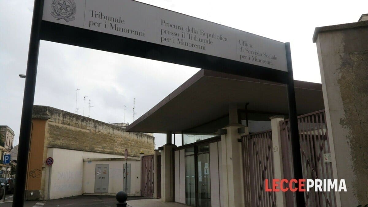 Abusi sessuali ai danni di un minorenne, indagato un sacerdote