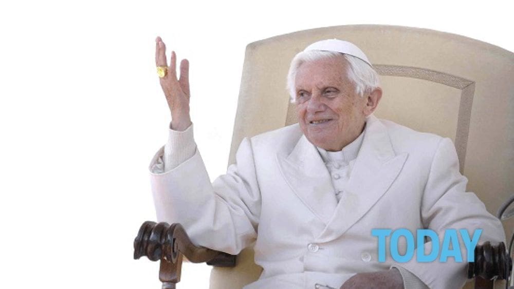 Lo scandalo dei preti pedofili: tutte le ombre su Papa Ratzinger
