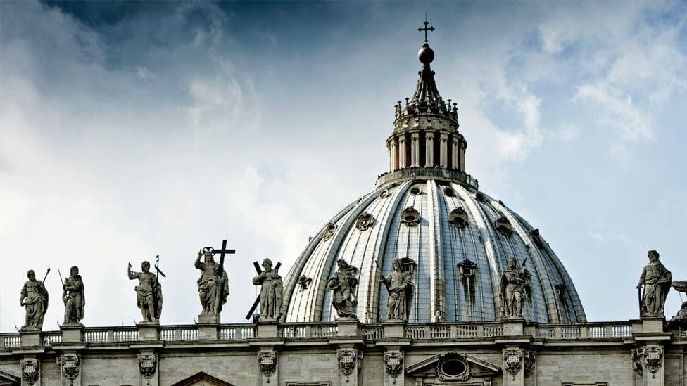 Perché un molestatore lavora ancora come prete?