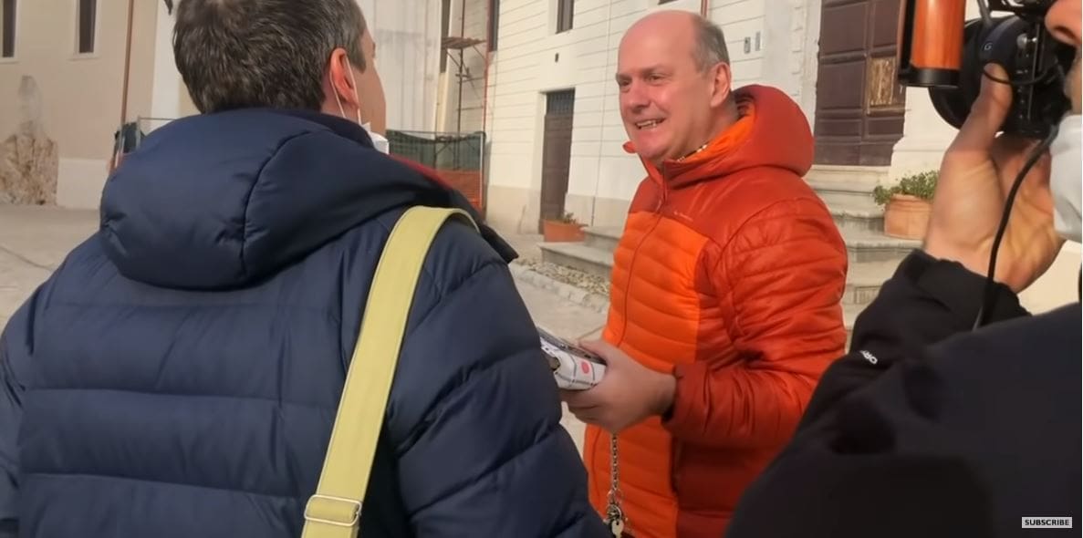 La vera portata degli abusi sessuali da parte dei clericali in Italia – Anteprima – BBC News