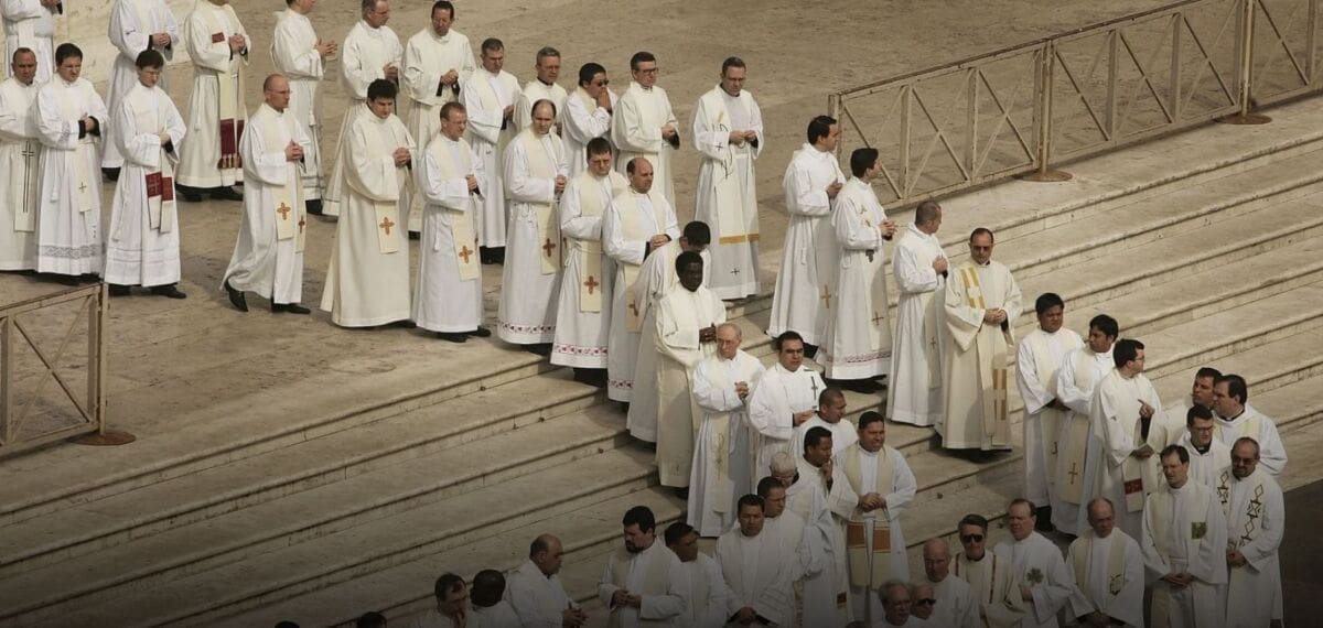 IN TUTTO IL MONDO LA CHIESA HA NASCOSTO CASI DI ABUSI SU MINORI. SERVE UN’INDAGINE ANCHE IN ITALIA.