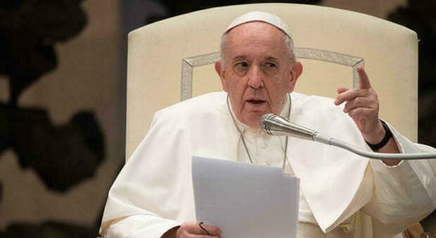 Condannato in Argentina per abusi il vescovo amico di Papa Francesco, lo fece trasferire in Vaticano