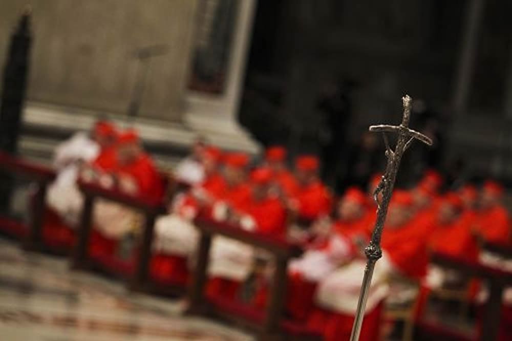 Cei, Zuppi e Lojudice favoriti dopo Bassetti: pedofilia primo test