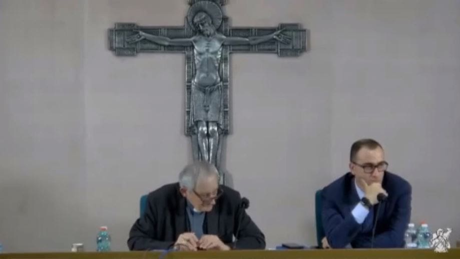 Domande/risposte sulla pedofilia della Vaticanista Franca Giansoldati al Presidente CEI Matteo Zuppi