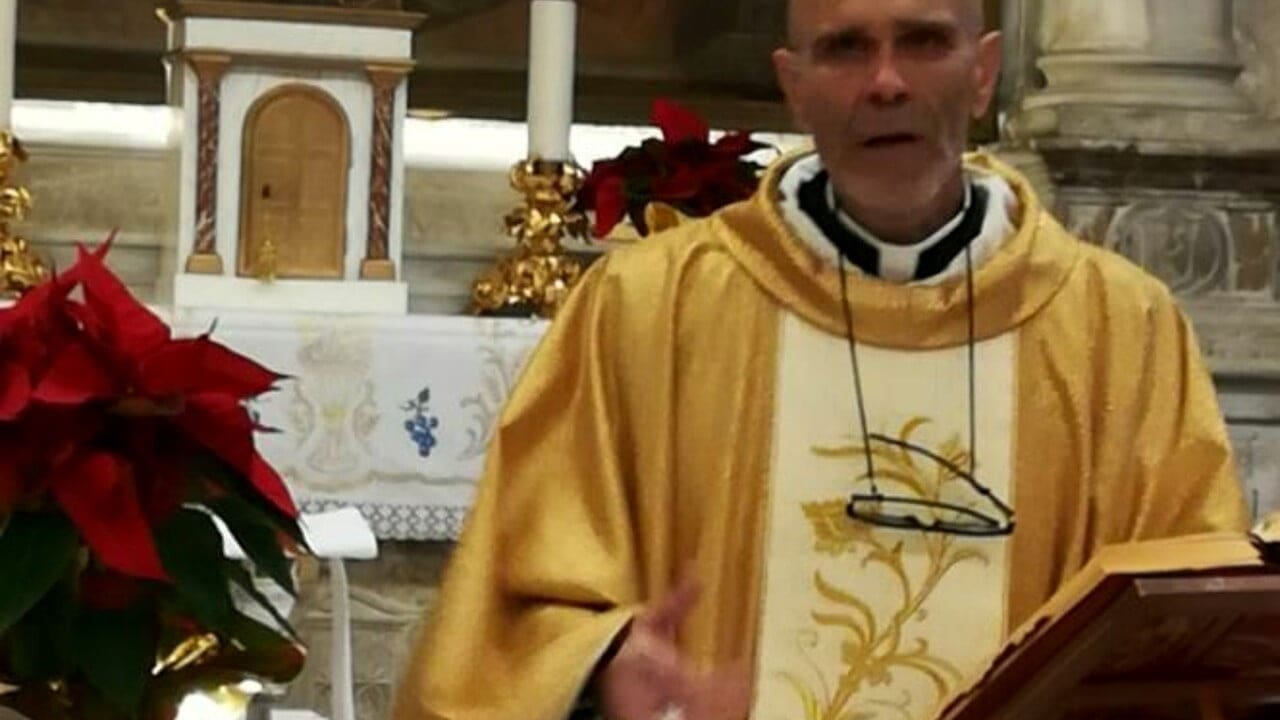 Imputato per abusi su 12enne, sequestrati 220.000 euro a don Livio Graziano