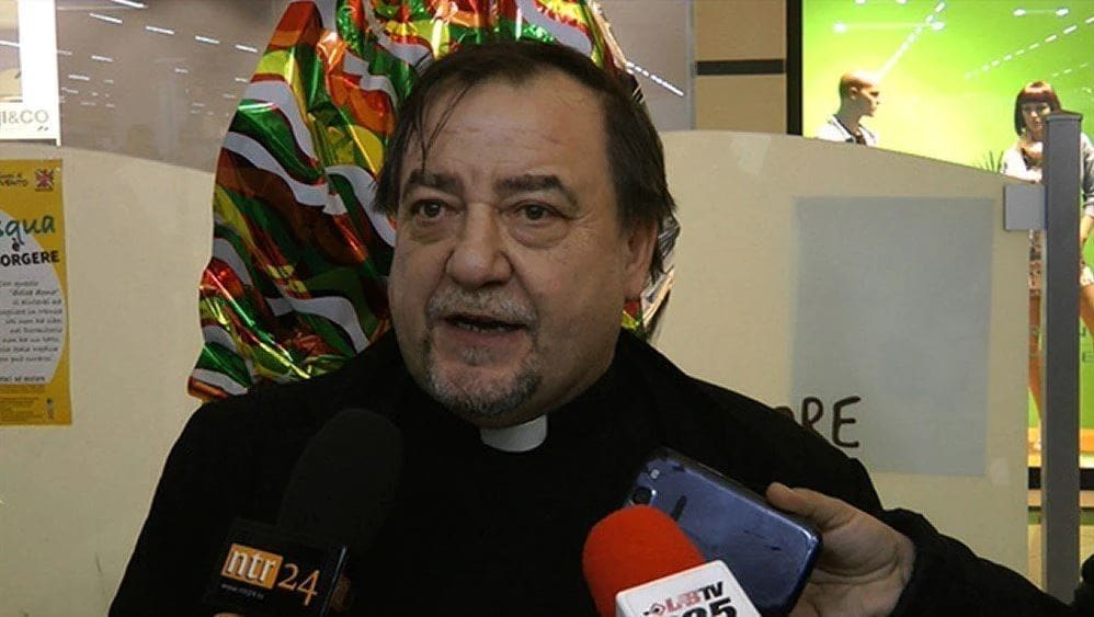 Materiale pedopornografico, Don Nicola De Blasio condannato a 3 anni e 6 mesi
