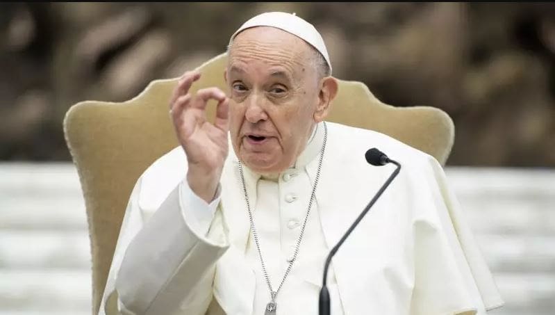 Pedofili, la prudenza della Cei  e la  tolleranza zero del papa