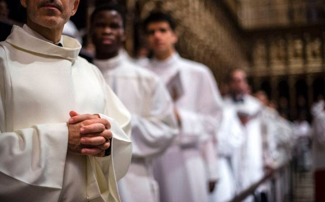 La Procura chiede di indagare a fondo sugli insabbiamenti della Chiesa nei casi di pedofilia