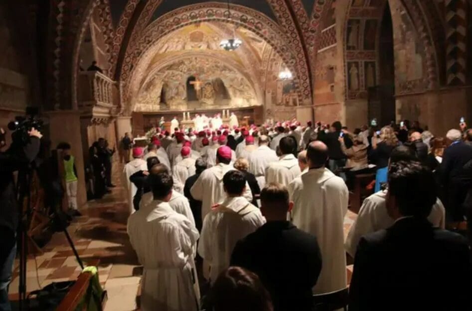 Abusi e violenze nella chiesa: numeri e lacune dell’ultimo report della Cei
