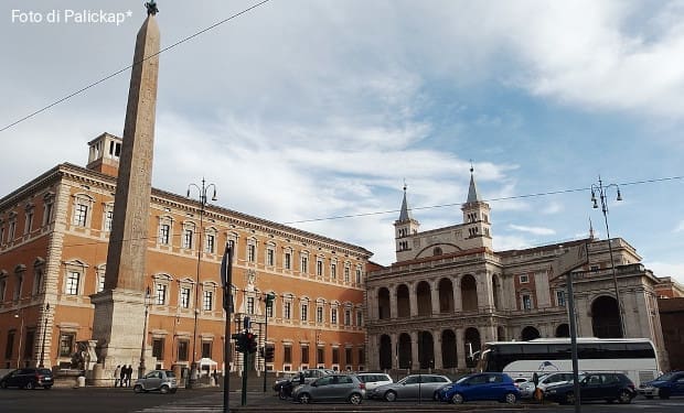 Mano dura del papa sulla “sua” diocesi: De Donatis e Libanori rimossi dal Vicariato di Roma