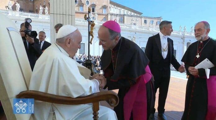 Reggio: l’Arcivescovo Morrone nomina in importante ruolo nella Diocesi il prete prescritto per pedofilia