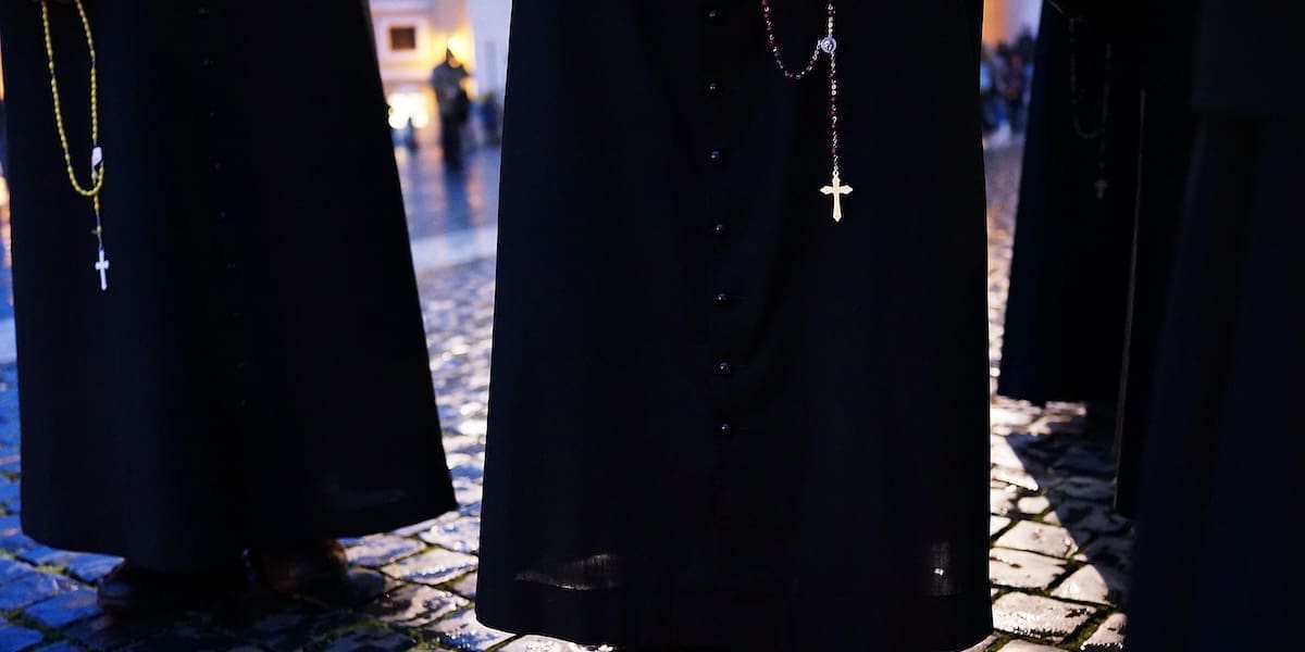Siracusa. L’ombra del silenzio. «Rete l’Abuso»: in Sicilia 103 casi e 270 vittime di violenze clericali dal 2000 a oggi