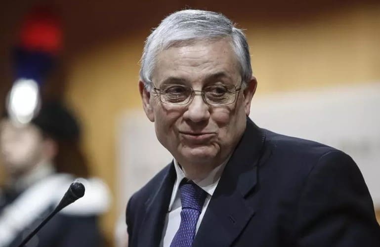 Insabbiamento indagine su appalti, indagato Pignatone