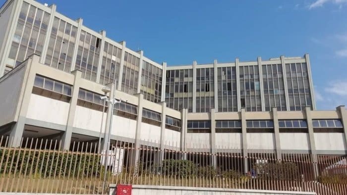 “Minori abusati”, sacerdote e Arcidiocesi condannati a risarcire i danni