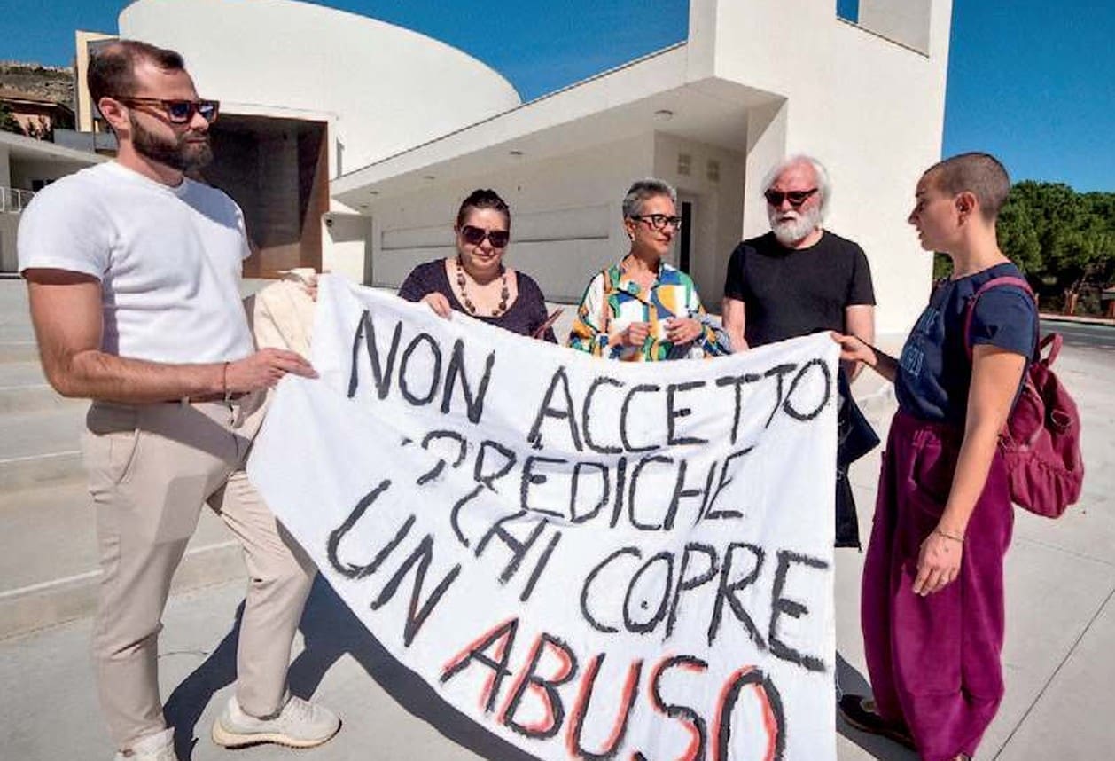 I parenti dei ragazzi abusati dal clero fanno rete “Non lasciateci soli”