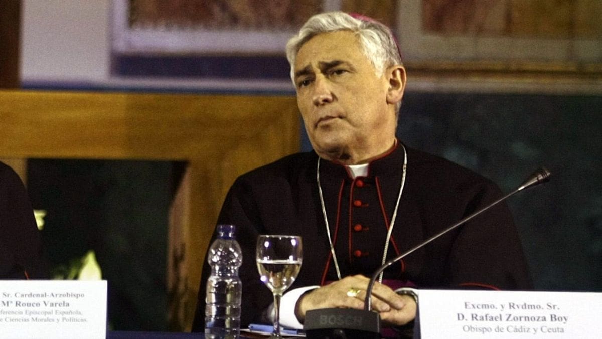 Il Papa «dimissiona» il vescovo di Cadice accusato di abusi sessuali su un ex seminarista negli anni ’90 in Spagna