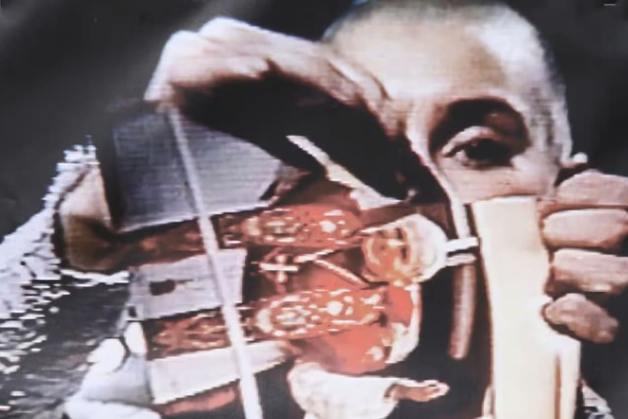Sinéad O’Connor, crocifissa per aver detto la verità