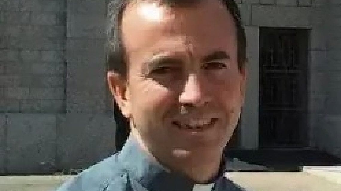 Non solo Padre Paolo: altri quattro ragazzini vittime di abusi sessuali – che cosa sappiamo