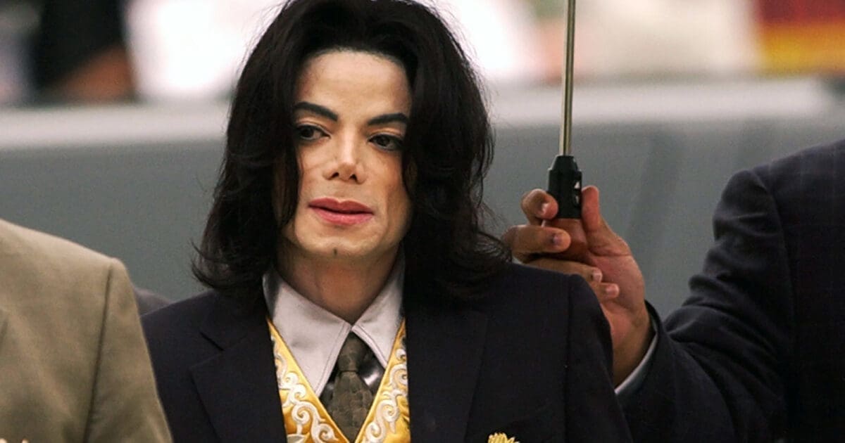 ‘Michael Jackson? Era peggio di Epstein ma la gente preferisce dimenticare i bambini abusati e godersi la sua musica’: il regista Dan Reed all’attaco