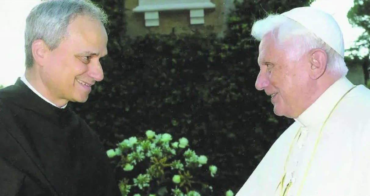 La lettera segreta e inedita di Prevost scritta a Benedetto XVI nel giorno della rinuncia: ‘Grazie per il suo coraggio’
