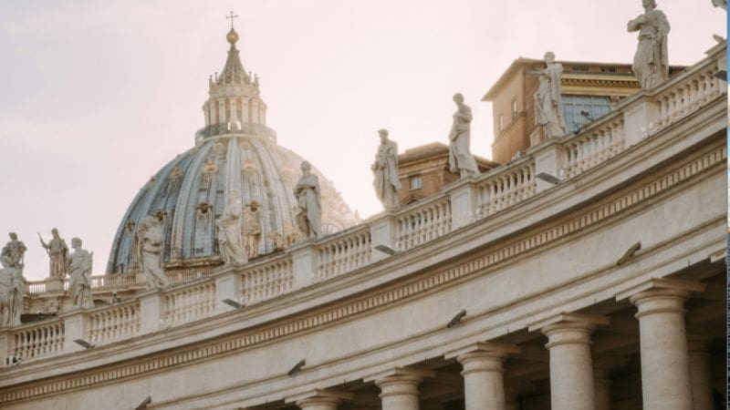 Il silenzio dei gesuiti sugli abusi di padre De Luca