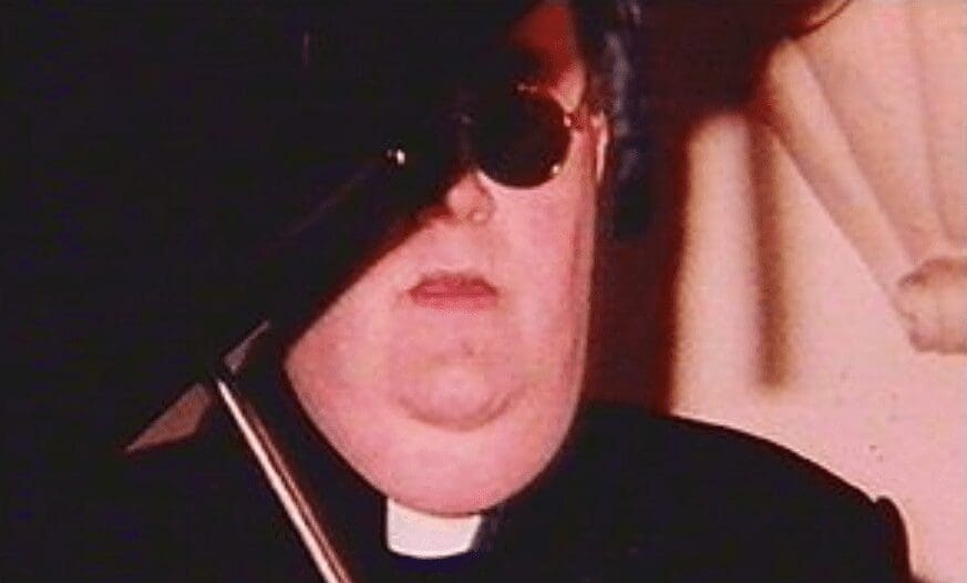 L’Irlanda ordina un’inchiesta sugli abusi sessuali commessi dai sacerdoti.