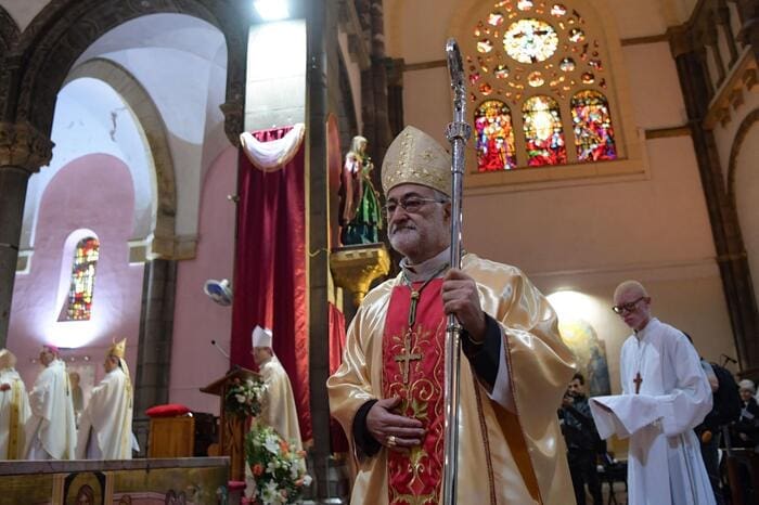 Denunciato da 5 donne, il cardinale di Rabat si autosospende